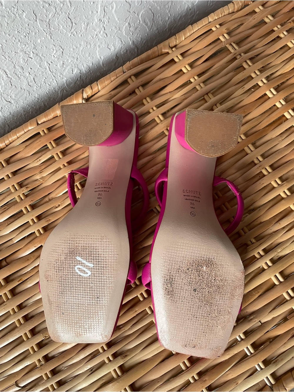 SCHUTZ Ully Lo Leather Hot Pink Double-Strap Square-Toe Block Heel Sandals Sz 7 - Picture 3 of 5
